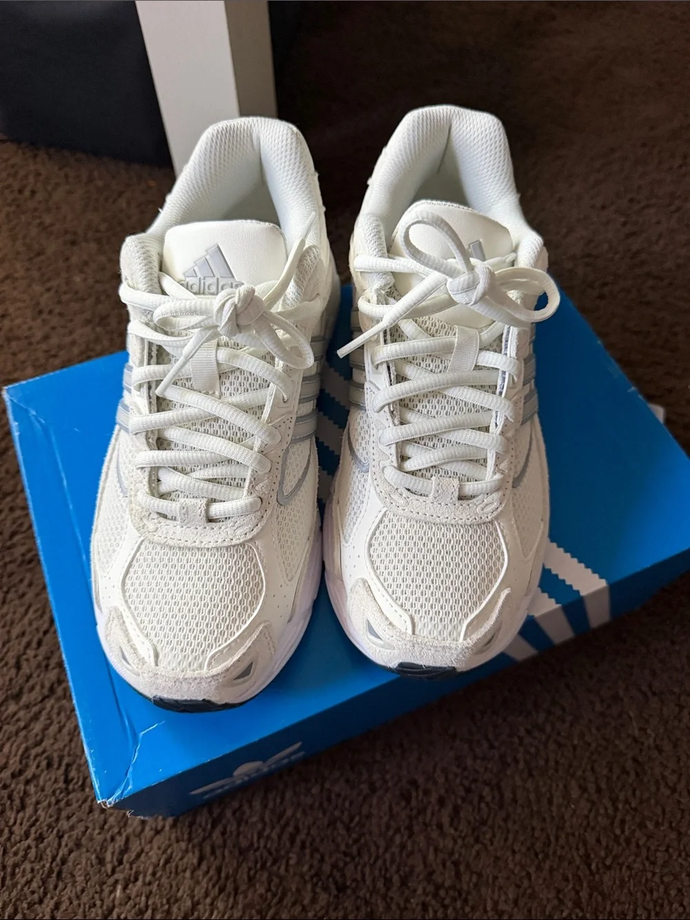 Adidas Response CL Women’s Cream/White Mesh Lace-Up Sneakers